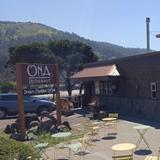 Ona Restaurant & Lounge