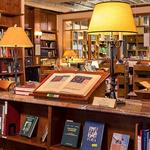 The World's Biggest Bookstore: Powell's City of Books