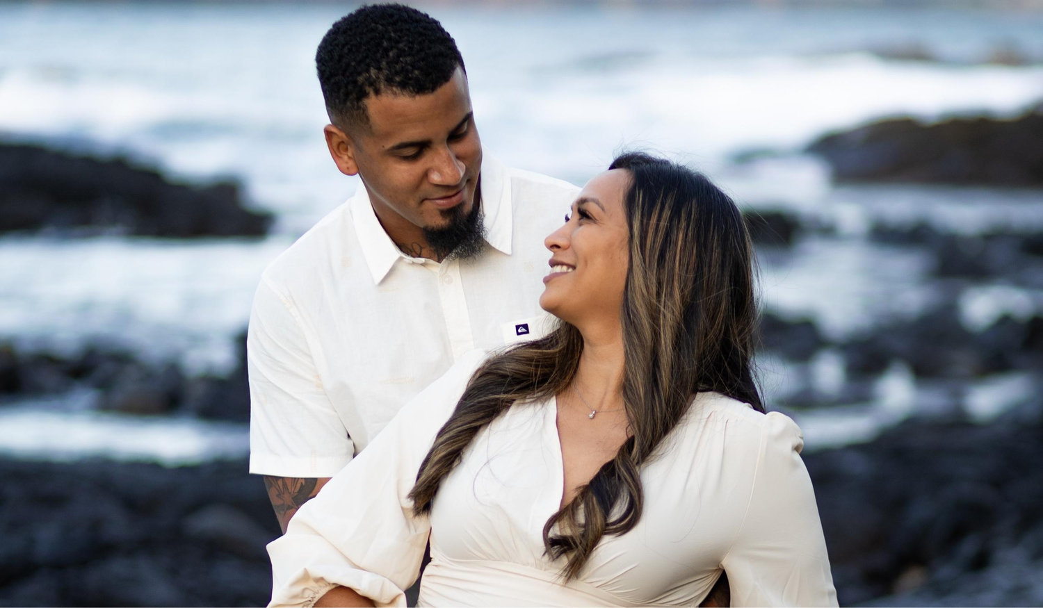 The Wedding Website of Liana Urbanozo and Antonio Stone