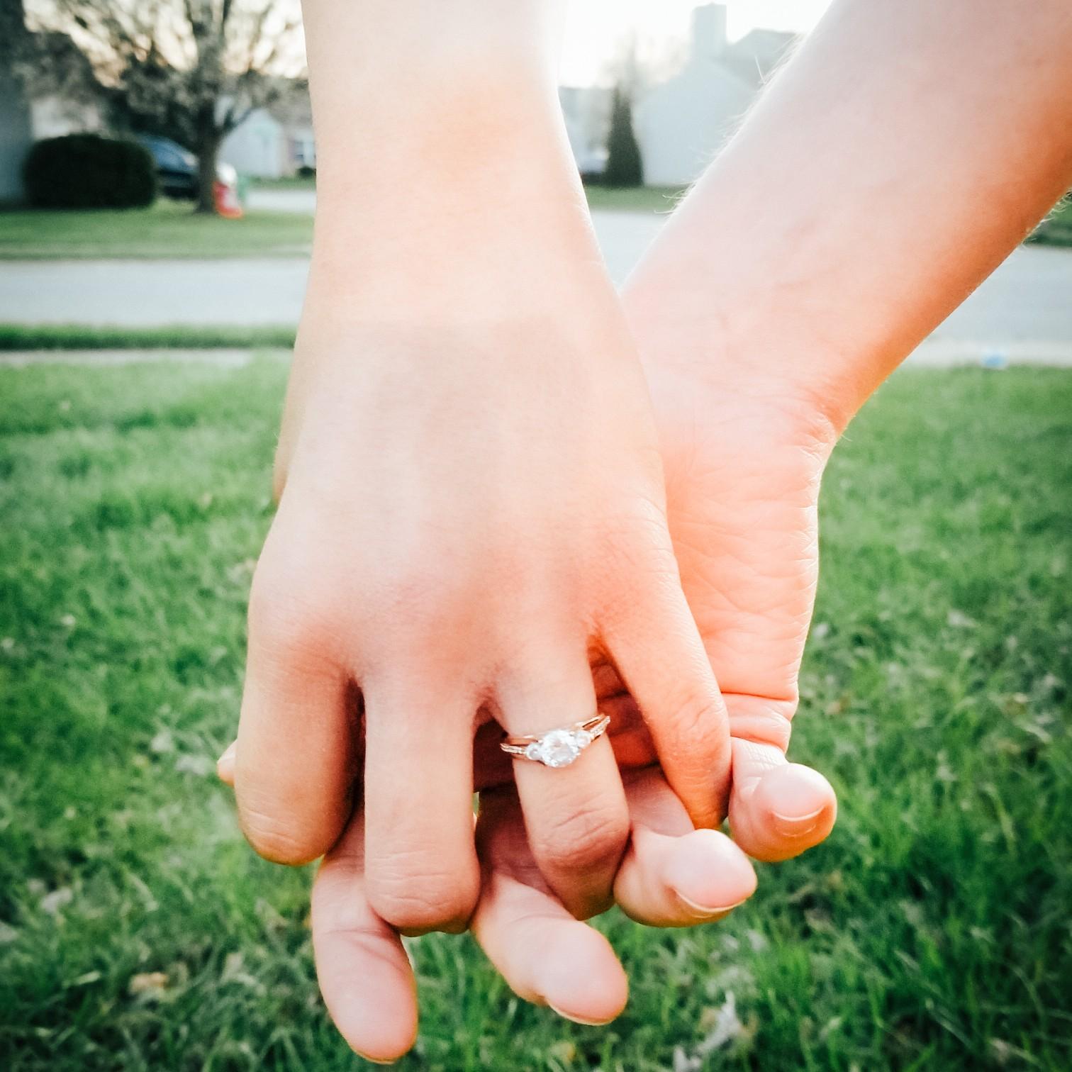 (Engagement Announcement photos)
Can't stop staring at this ring <3