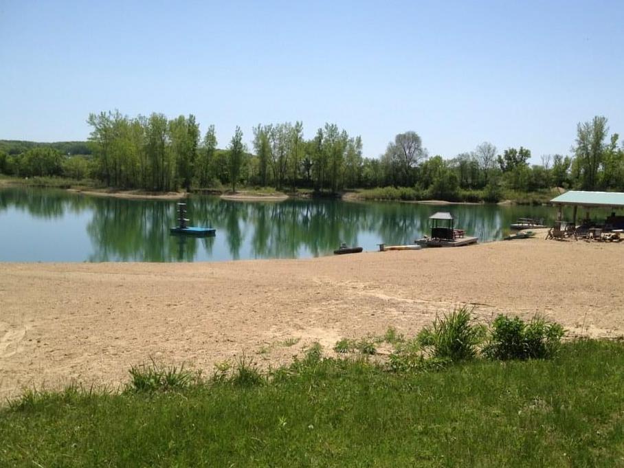 The Wedding Website of Katie Hanson and Jake Leitzen