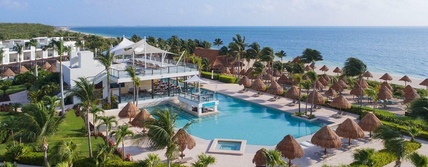 The Wedding Website of Lacey Humpal and Mace Curry