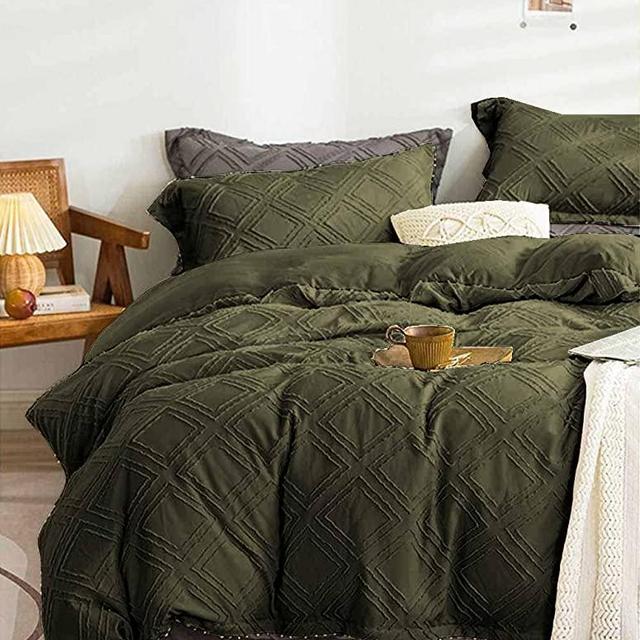 Nanko Queen Size Comforter Set Olive Green Tufted Jacquard Boho Geometry Soft Shabby Chic Down Alternative Microfiber Bedding - All Season Duvet Modern Farmhouse Bed Set Women Men 90x90 3pc Dark Green