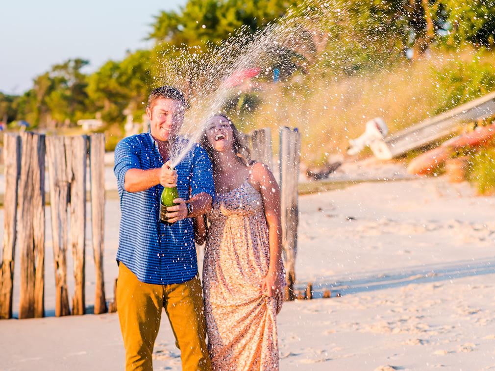 The Wedding Website of Avery Ayres and Justin Neumann
