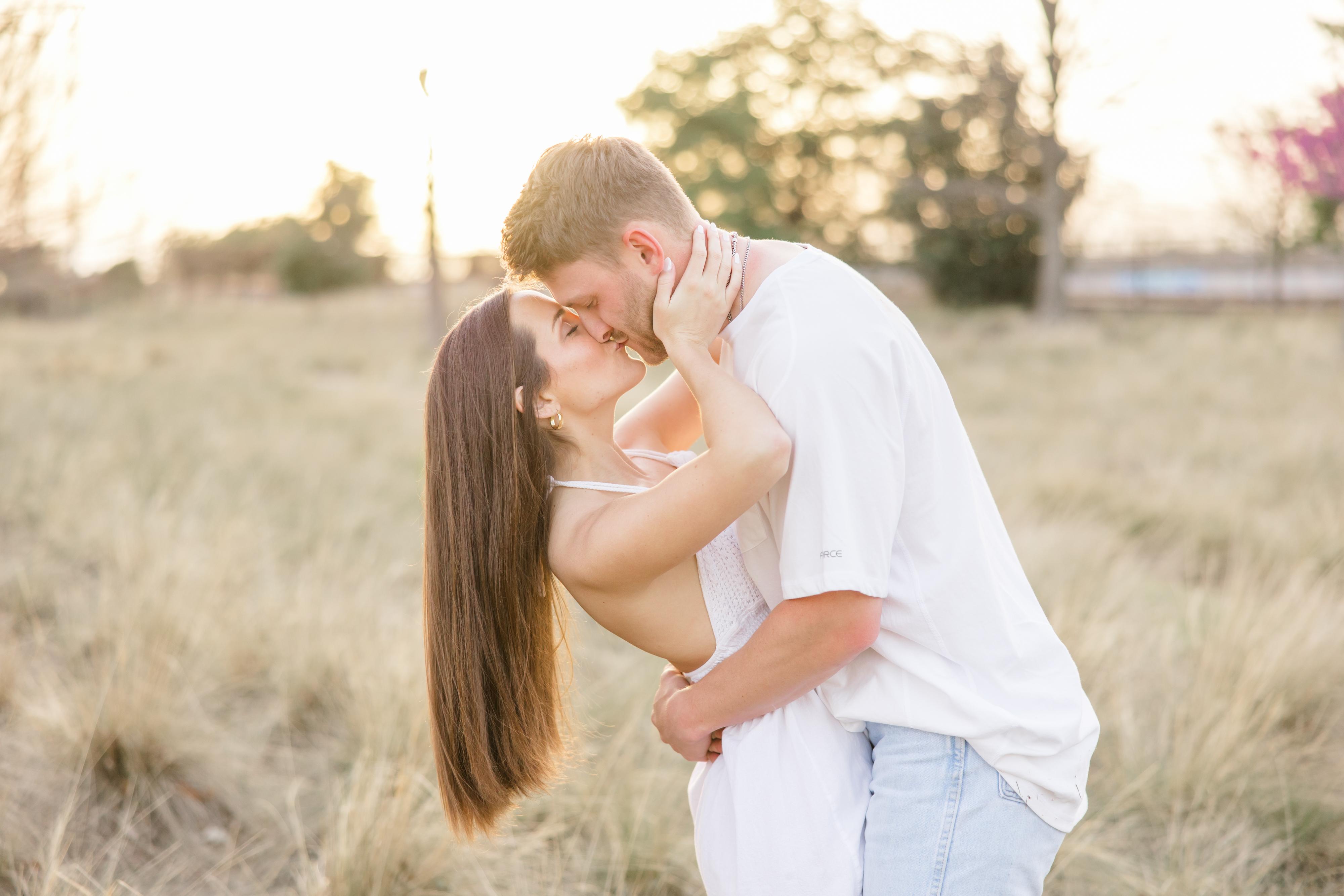 The Wedding Website of Emma Hunter and Connor Burnett