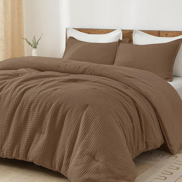 PHF Ultra Soft Waffle Weave Comforter Set Queen Size, 3 Pieces Lightweight Breathable Comfy Bedding Set, Comfy Textured 1 Comforter with 2 Pillow Shams, Mocha