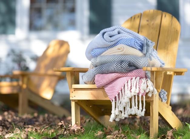 Brahms Mount Monhegan Cotton Throw in White/Misty Blue