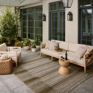 Saylor Indoor/Outdoor Area Rug