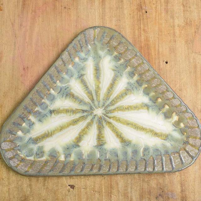 Sparrow Large Triangle Plate