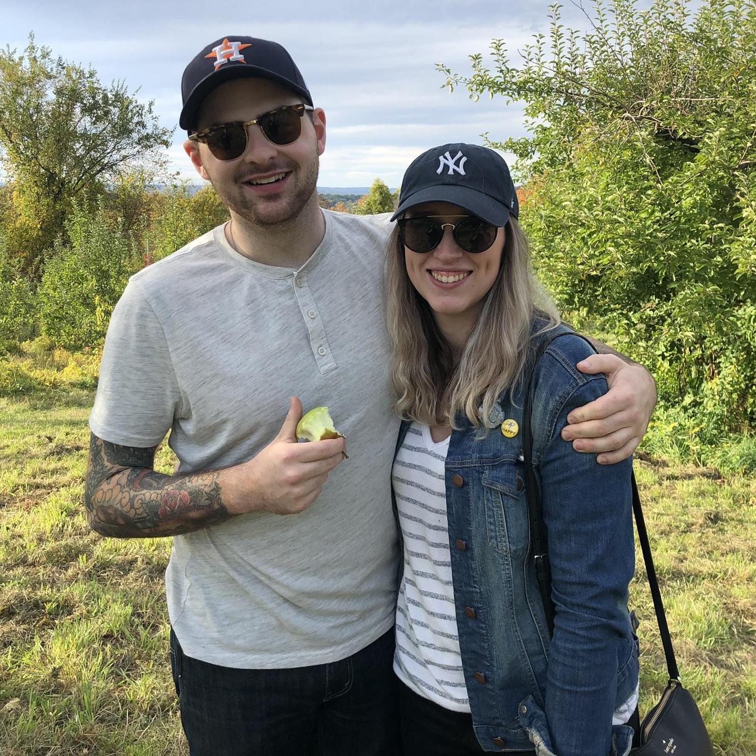 It's not fall without some apple picking!
10/2019