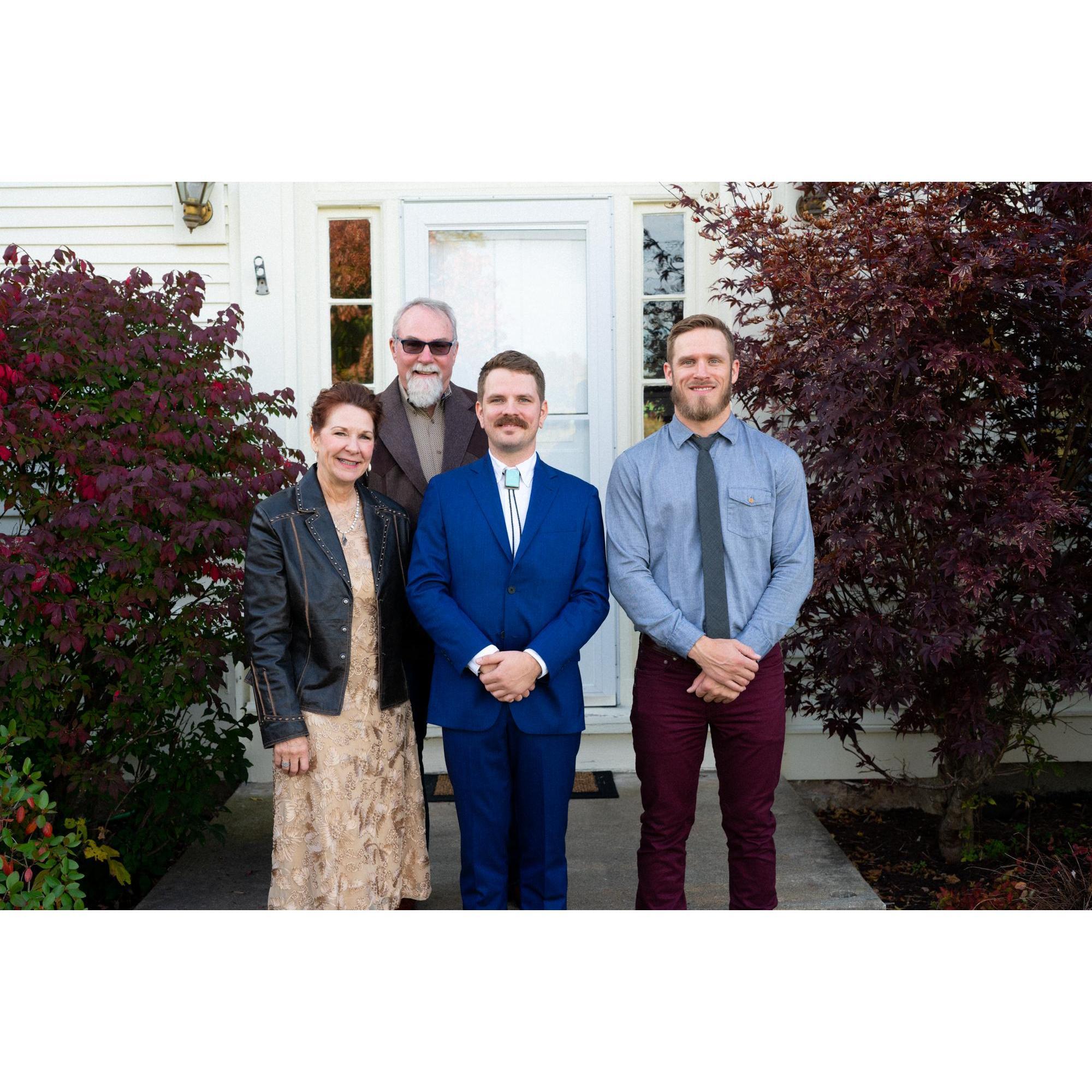 Jones Family
www.mumfordphoto.com