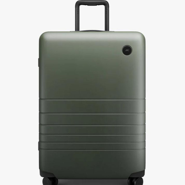 Check-In Medium