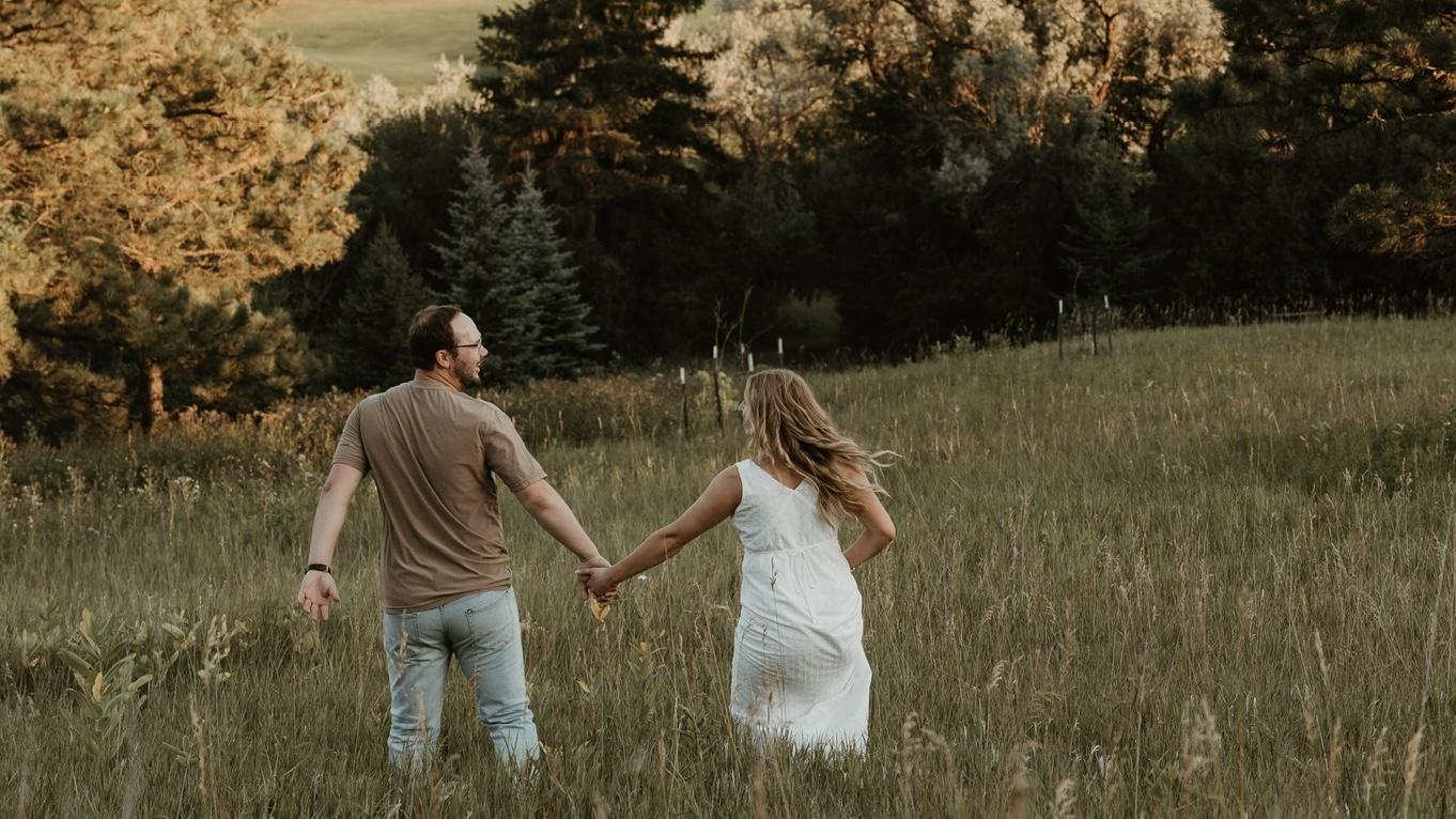 The Wedding Website of Easton Bennett and Shayna Dazell
