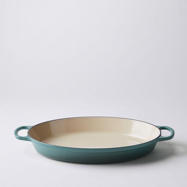 Le Creuset Cast Iron Signature Oval Baker, 3QT