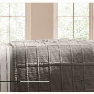 Boll & Branch, Signature Modern Grid Quilt, Stone, King