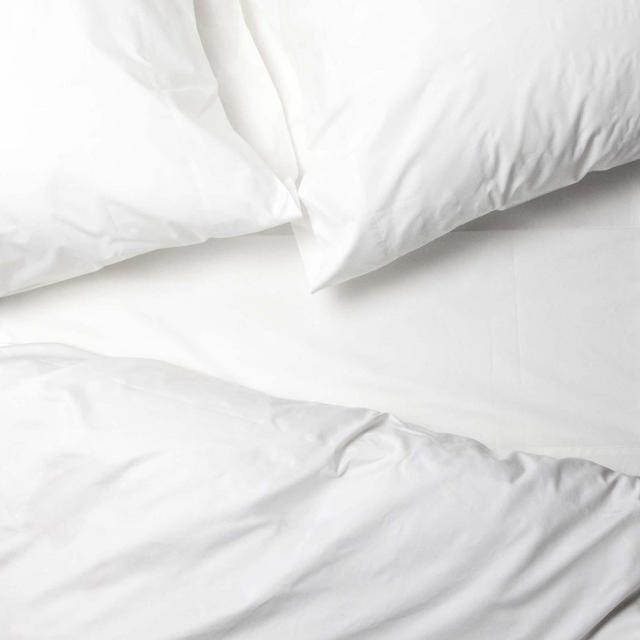 Luxe Sateen 4-Piece Core Sheet Set - King in White