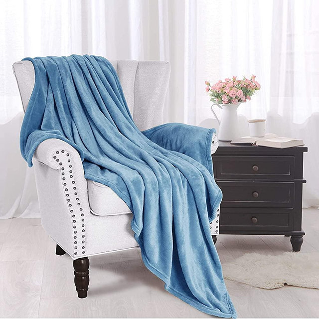 Exclusivo Mezcla Extra Large Fleece Throw Blanket for Couch, Sofa and Bed, 300GSM Super Soft Blankets and Warm Throws, Cozy, Plush, Lightweight (50x70 inches, Blue)