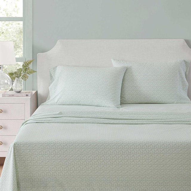 Martha Stewart - Full Size Sheets Set, Crisp & Tailored Cooling Sheets w/a Naturally Smooth Cotton Percale Lightweight Feel - Bed Sheets with Matching Pillowcases & Fitted Sheet (Leaves Green)