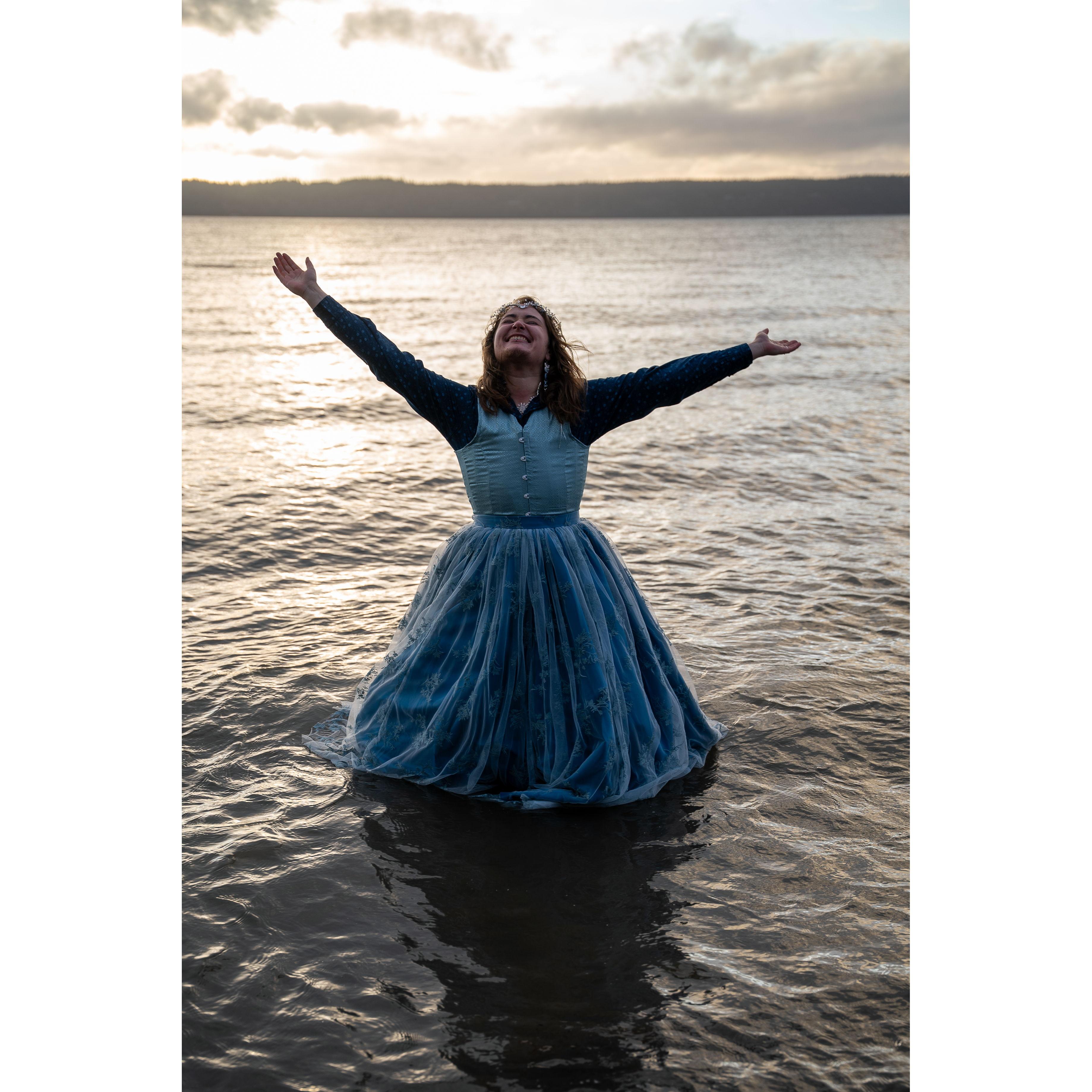 Yes, of course Casper is in the ocean, why aren't you?