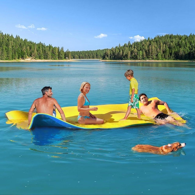 CTSC Floating Mat - Lily Pad - Water Mat - 10 x 5 Ft Floating Mat for Lake, High Density Tear-Resistant XPE Foam with a 16.4' Elastic Bungee Tether for Lake, Beach, Ocean, Pool