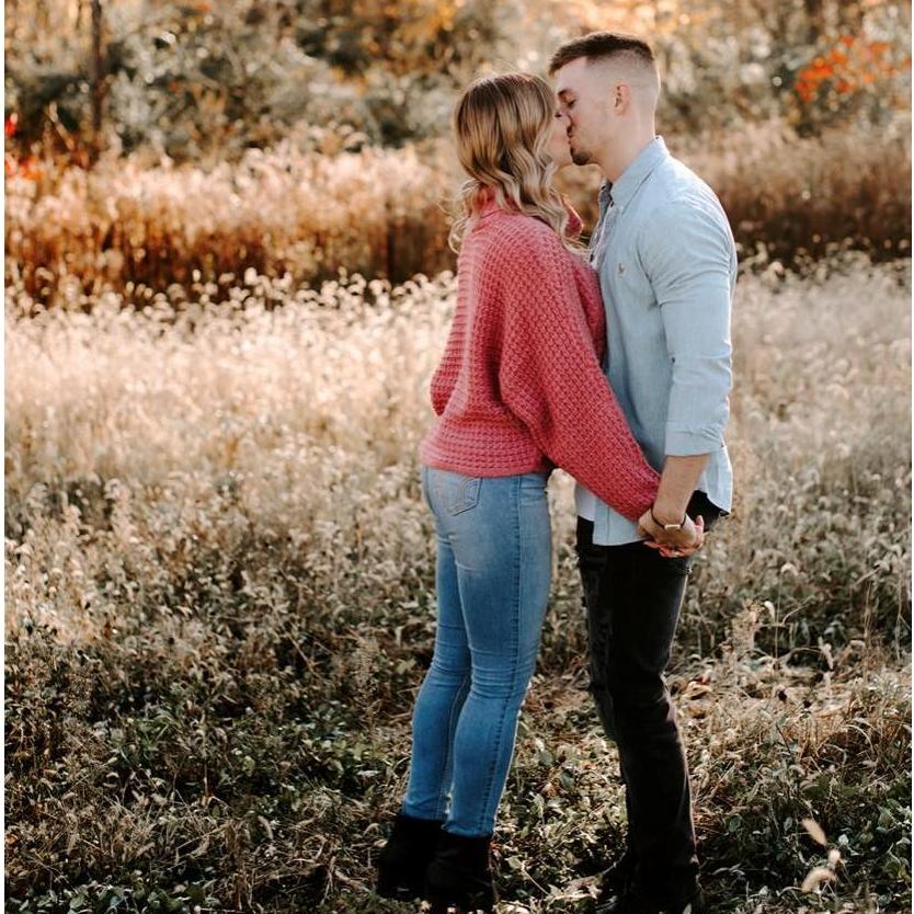 Engagement pictures at Cleland Rock