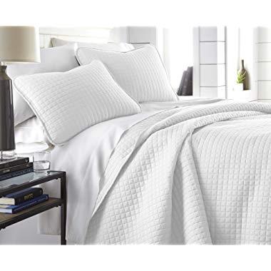 Southshore Fine Linens - Vilano Springs Oversized 3 Piece Quilt Set, King/California King, Bright White