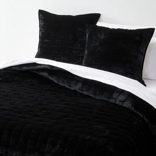 Juliet Velvet Quilt