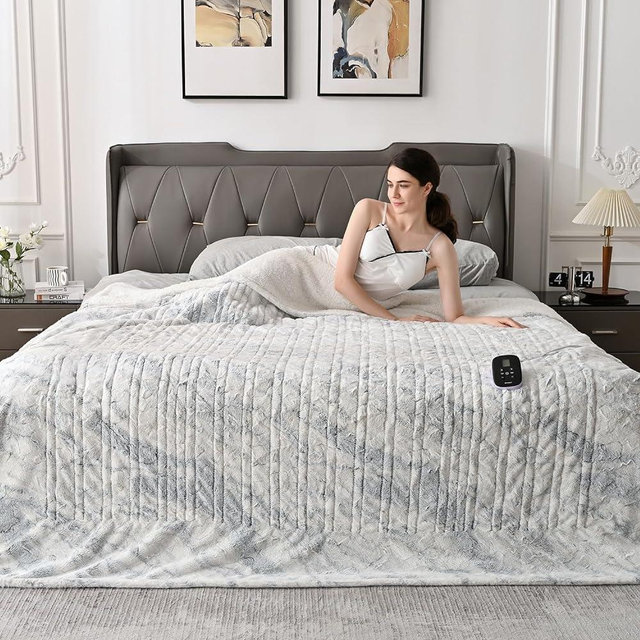 WOOMER [5 Year Warranty] Heated Blanket Full Size Electric Blanket 77"x 84", Soft Faux Fur Fast Heating Blanket, 10 Heating Levels & 0.5-12H Auto Off, Over-Heat Protection, ETL Certification