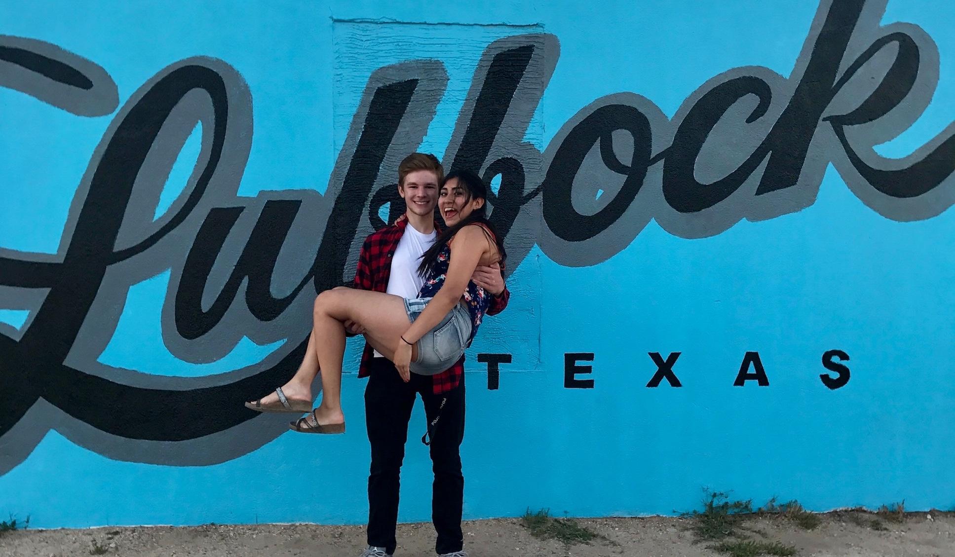 The Wedding Website of Priscila Soto and Joseph Bondi
