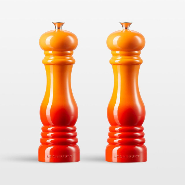 Le Creuset ® Flame Salt and Pepper Mill Set