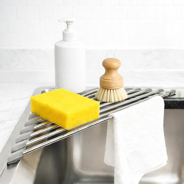 Smloplom Triangle Roll Up Dish Drying Rack, Over The Sink Dish Drying Rack, Stainless Steel Sink Caddy for Top of Sink, Foldable Anti-Slip Kitchen Sink Organizer Space Saving Corner Drainer