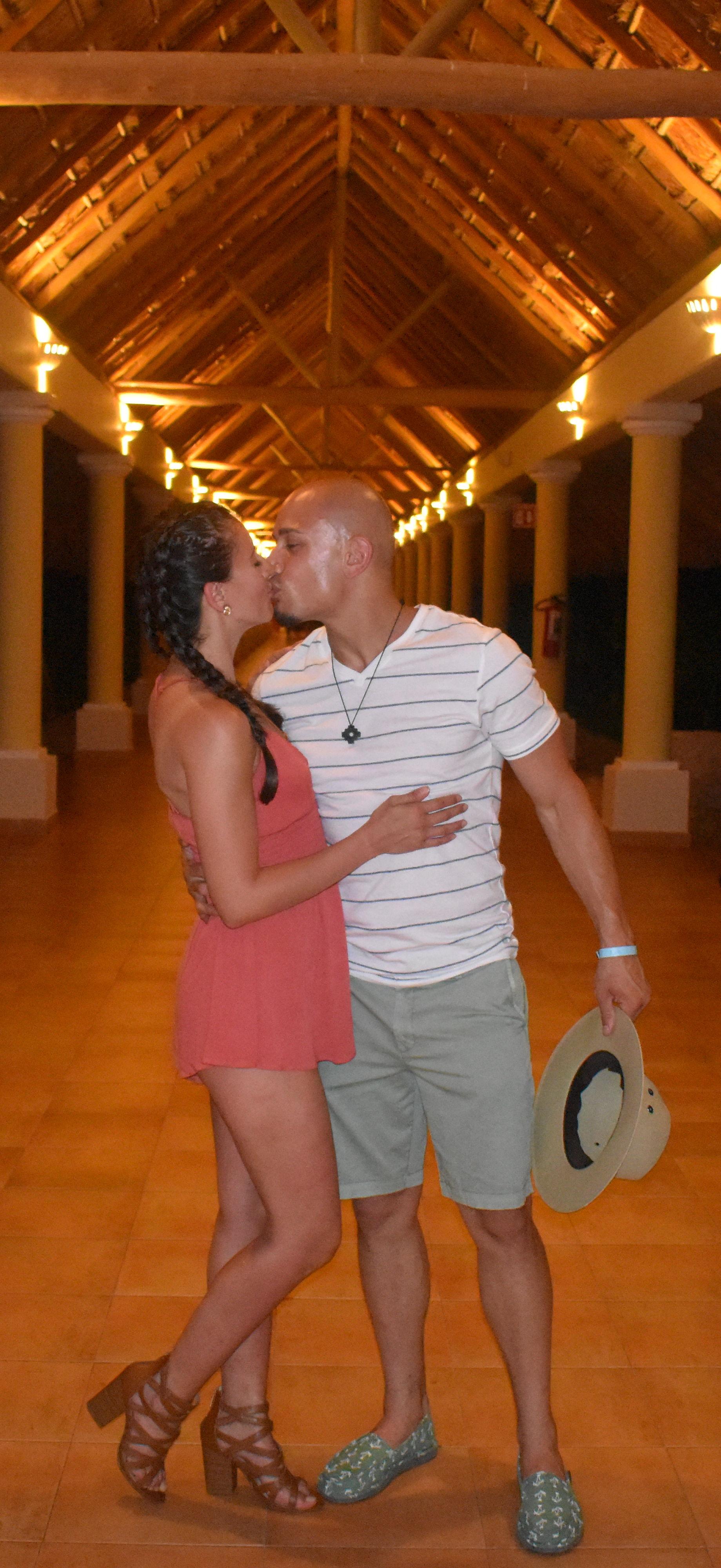 The Wedding Website of Marina Saavedra and Jonathan Echevarria