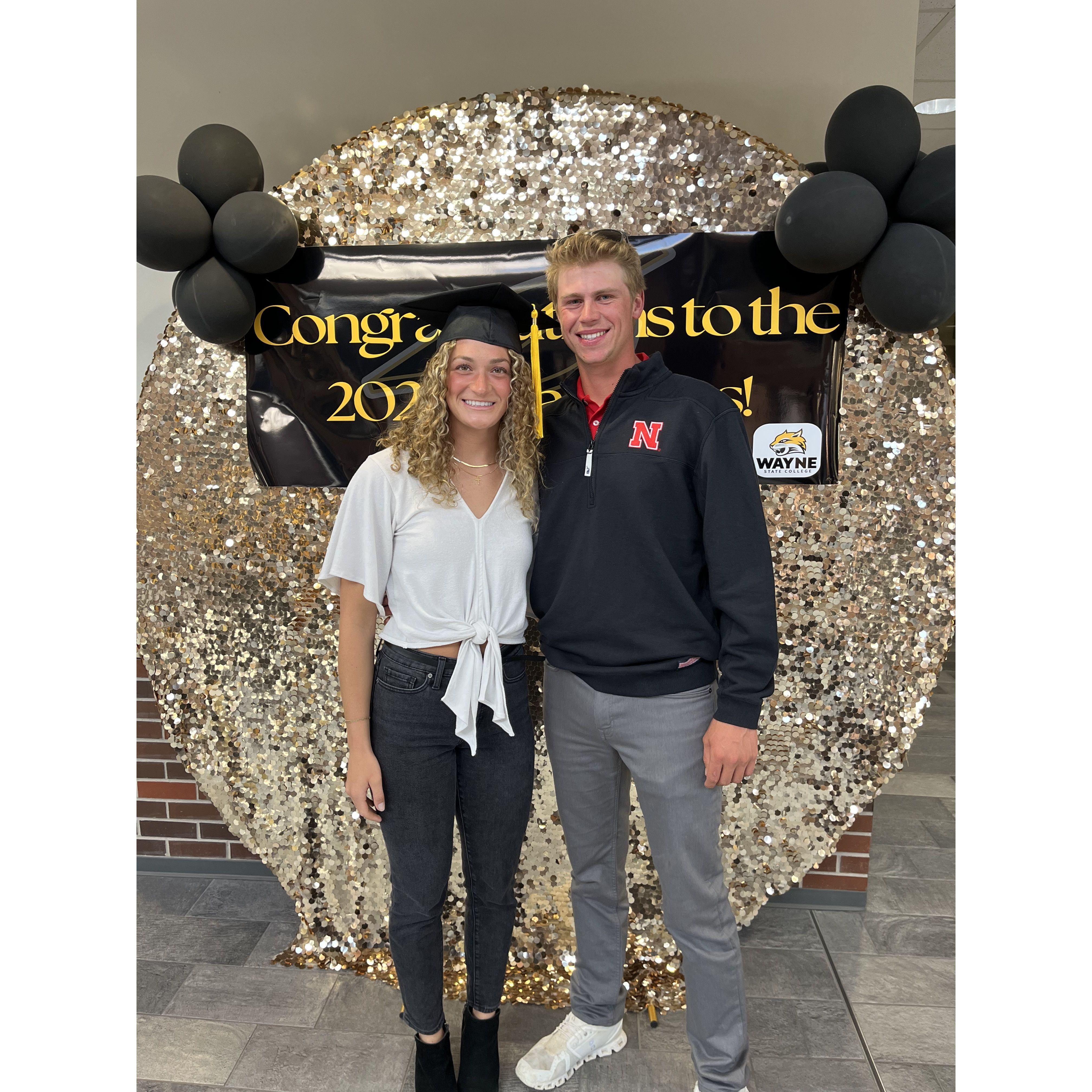 Halle's "fake" college graduation!