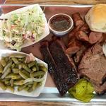 4-T'S Bar-B-Q & Catering