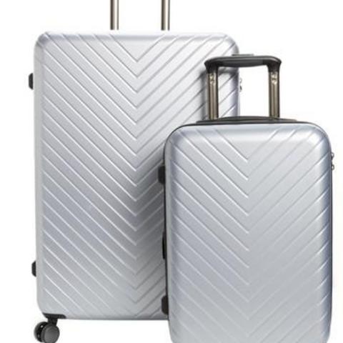 Chevron 29-Inch & 20-Inch Spinner Luggage Set