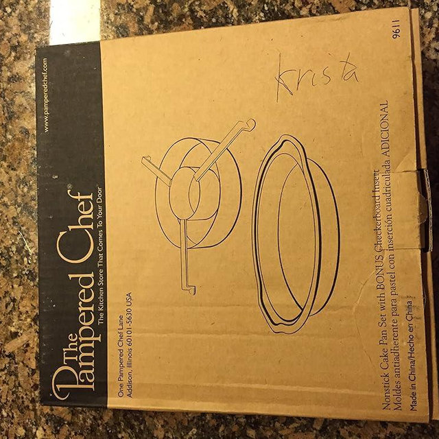 The Pampered Chef Nonstick Cake Pan Set with Bonus Checkerboard Insert