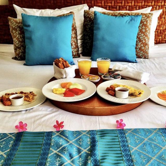 Breakfast in Bed