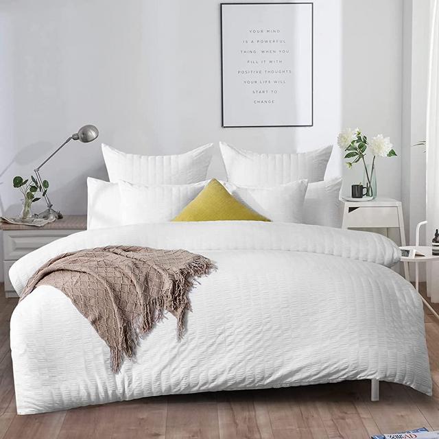 RUIKASI White Seersucker Duvet Cover Queen Size, Soft Striped Textured Duvet Cover Set 3 Pieces, 90"x90", Luxury Microfiber Queen Comforter Cover with 2 Pillowshams, Zipper Closure