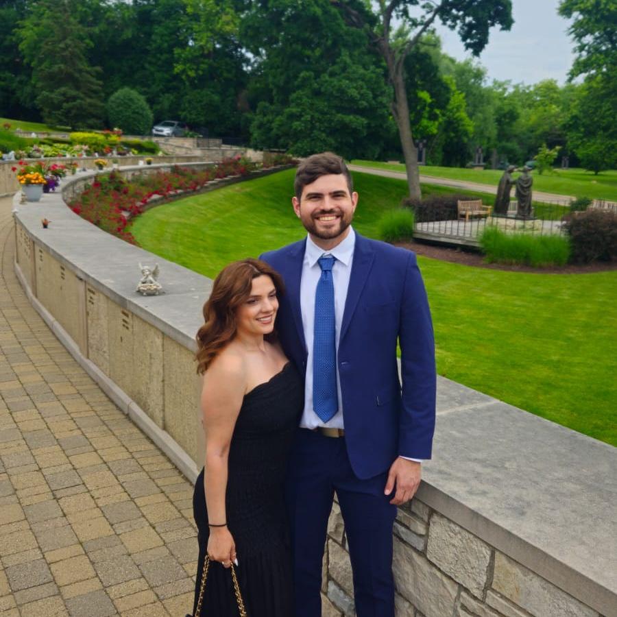 Together at a wedding🧡