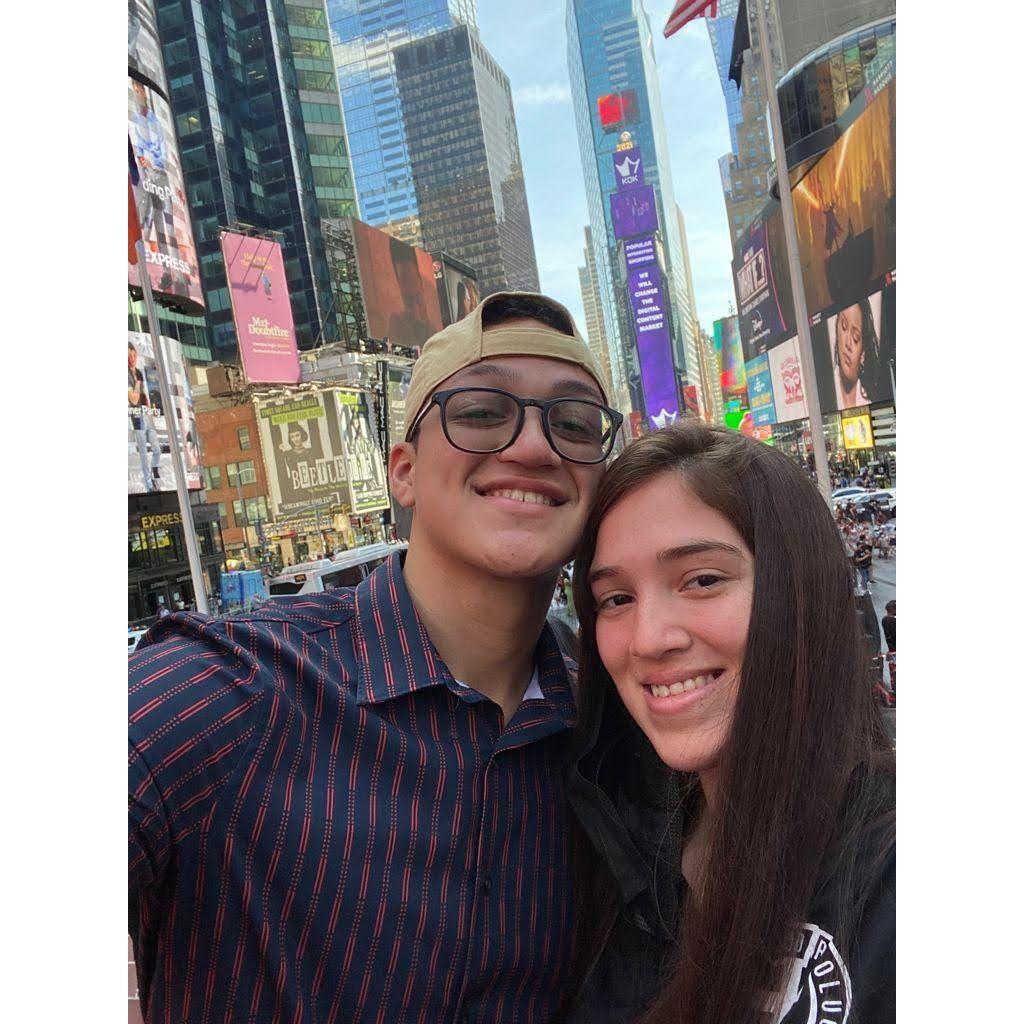 ¡Nuestra primera vez en Times Square!