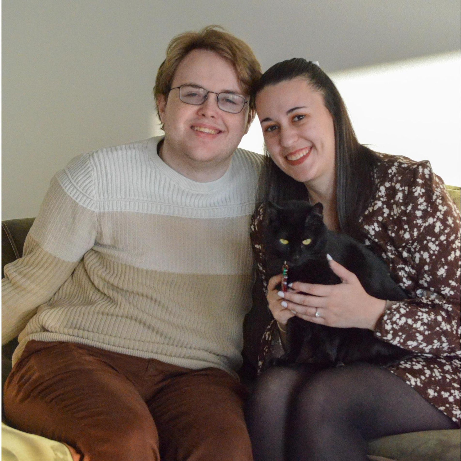 Thank you to Dee for these wonderful engagement photos! Go check out more of her work at @betweenthemomentsphotography on socials or https://betweenthemomentsphotography.pixieset.com