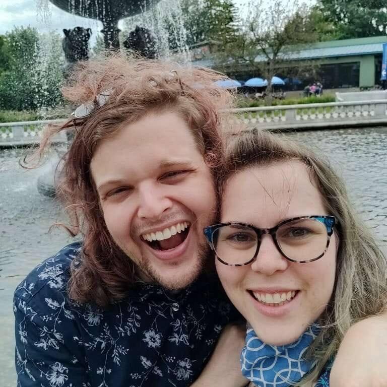 Back at the Detroit Zoo for our second dating anniversary - can you tell this was during the pandemic? :P