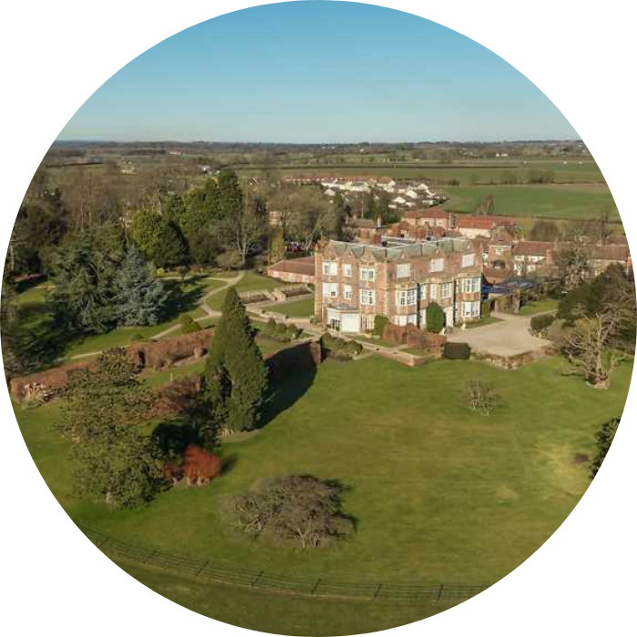 The Wedding Website of Eve Leonard and Matthew Hinchliffe