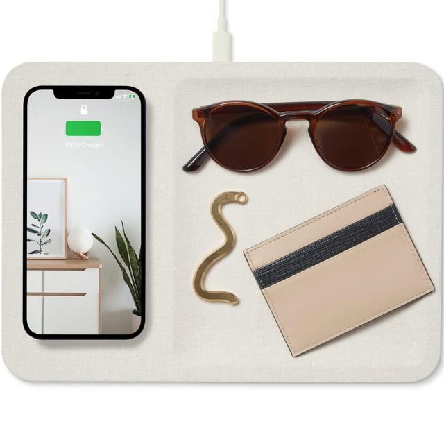 Essentials Catch:3 Wireless Charging Station + Valet Tray by Courant, Favorite Things 2021, Qi-Certified, Belgian Linen, Compatible with iPhone 13/12/SE/11, Galaxy S21/S20/S10/Note, AirPods/Pro