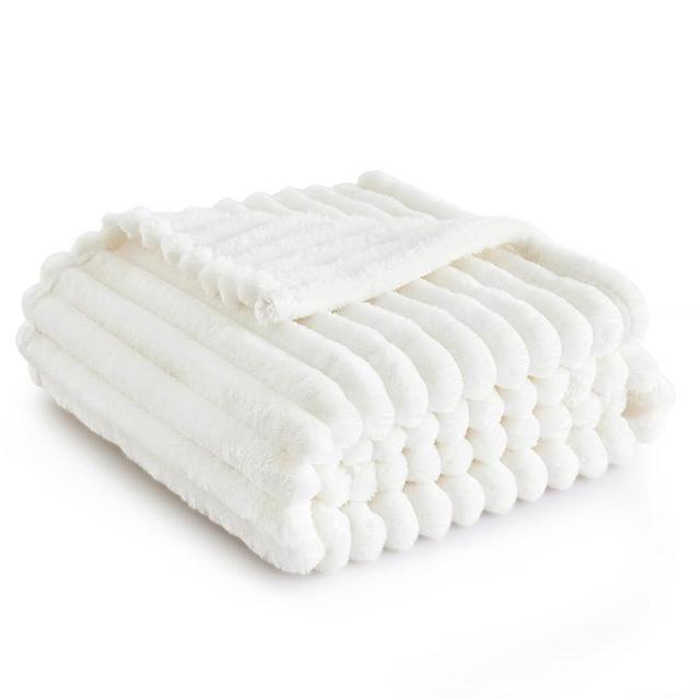Bedsure White Fleece Blanket for Couch - Super Soft Cozy Blankets for Women, Cute Small Blanket for Girls, 50x70 Inches
