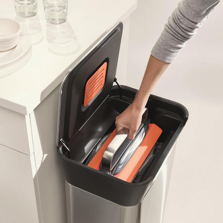 Joseph Joseph, Titan Trash Compactor | Zola