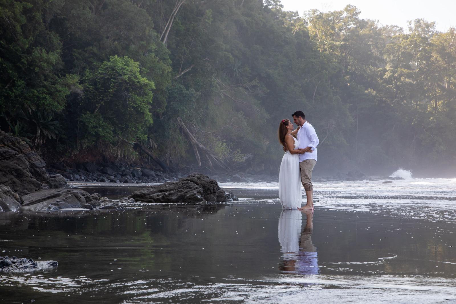 The Wedding Website of Natali Andrade and Robert Holbrook