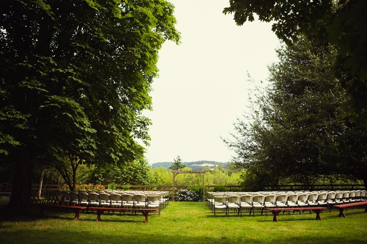 The Wedding Website of Lucy Durand and Connor Putnam