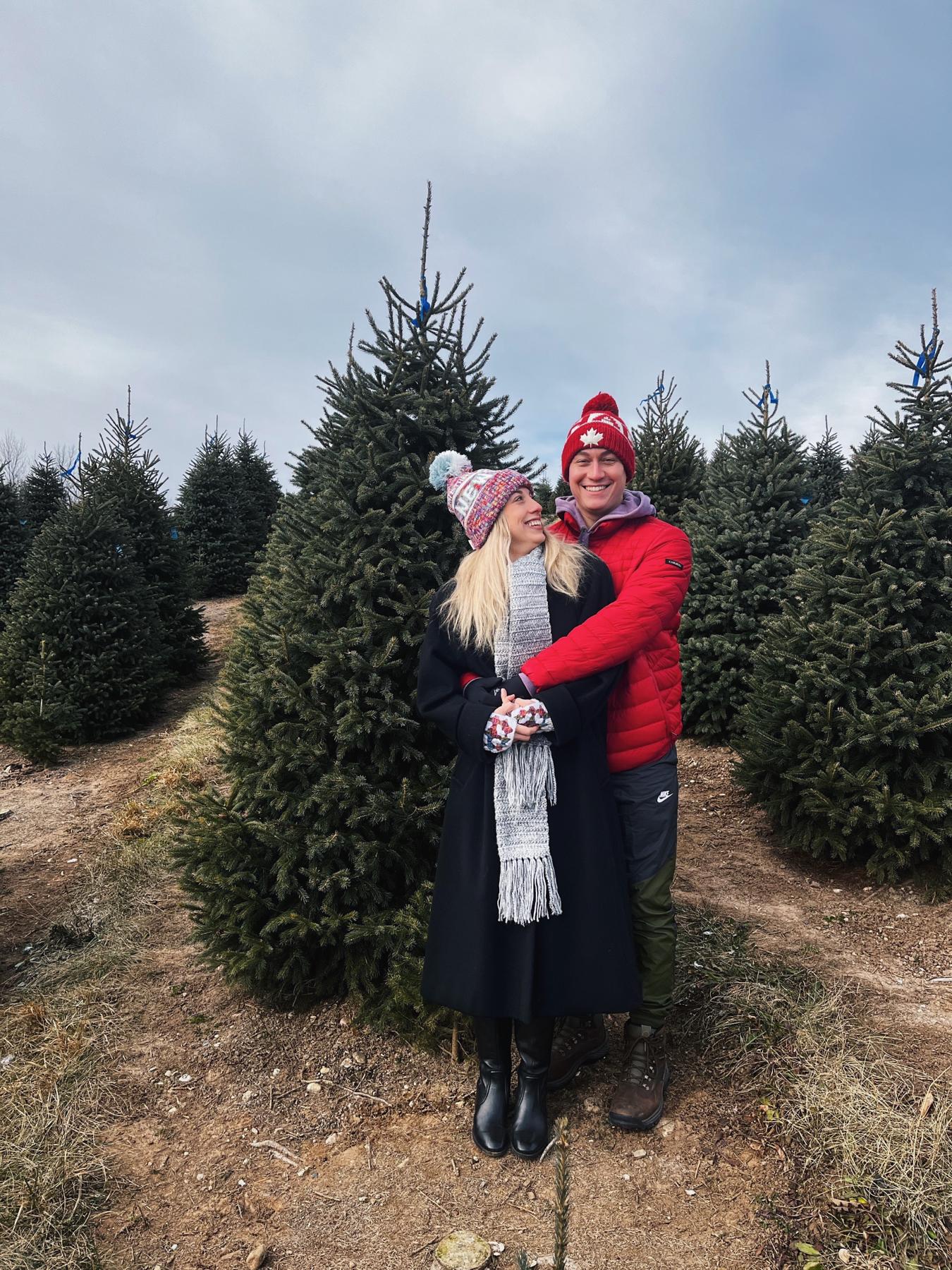Annual Christmas trip to Aissen Tree Farm (2021)