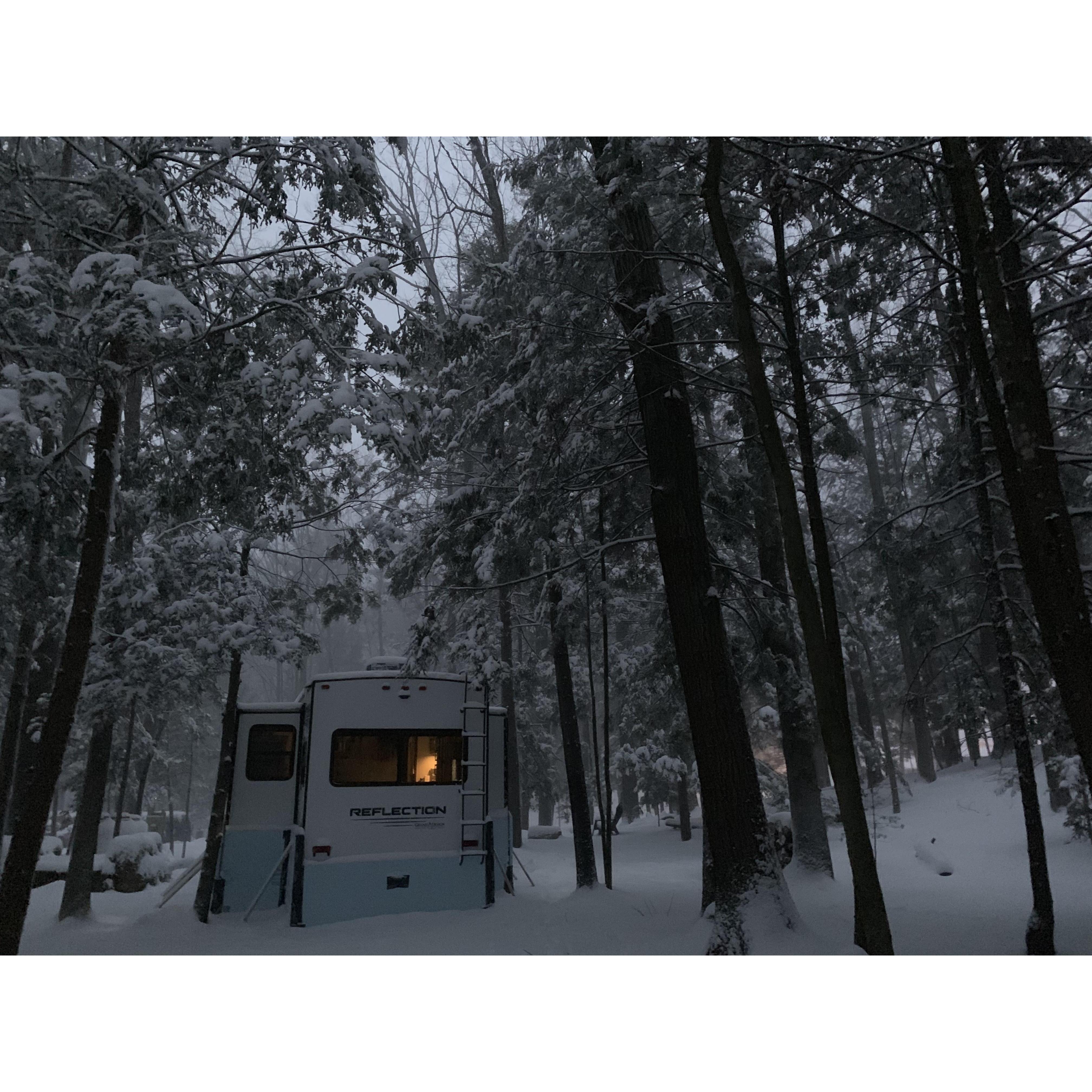Cozy camper home, Winter 2021